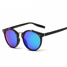 Oval Lens Sunglasses (Retro/Vintage/)