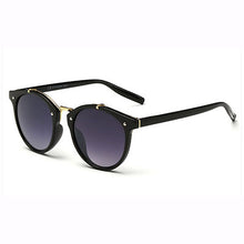 Oval Lens Sunglasses (Retro/Vintage/)